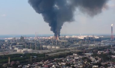 Pemex extinguishes Dos Bocas fire
