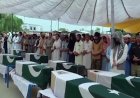 Pakistan mourns slain officers