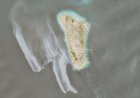 Oil spill seen near Iran export hub