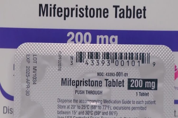 Court preserves abortion pill access