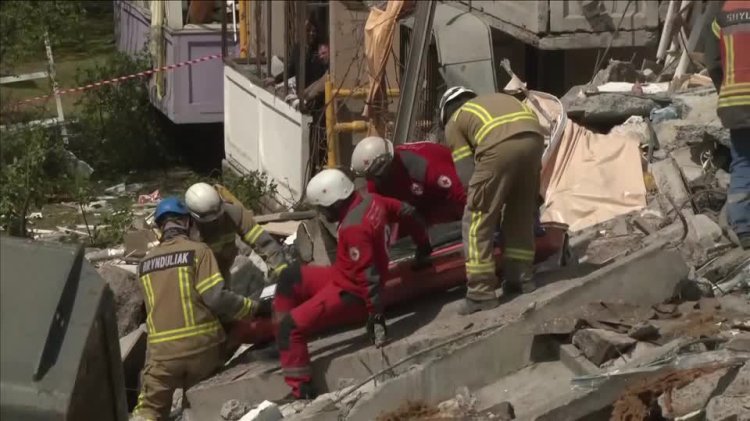 Kyiv rescuers search rubble
