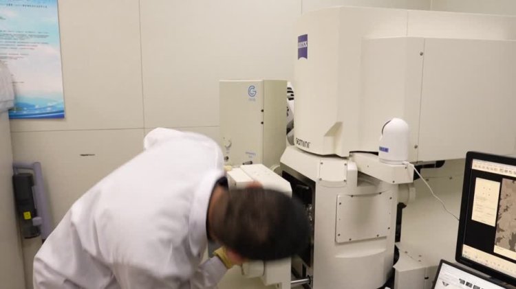 China identifies new lunar mineral