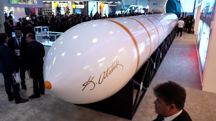Türkiye unveils Yildirimhan missile